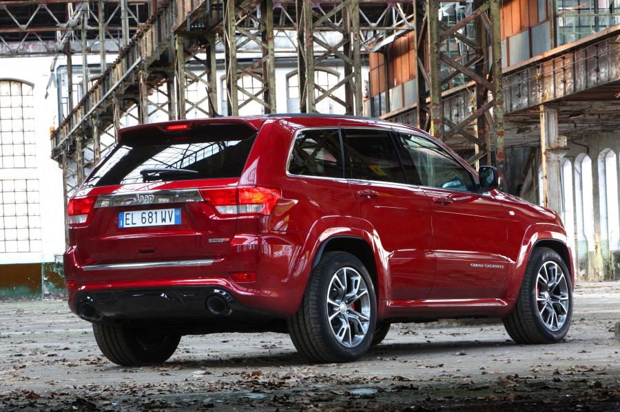  Jeep Grand Cherokee SRT8 2012 года  (фото 110 из 186)